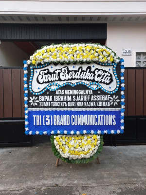 Papan Bunga Duka di Pasir Ampo